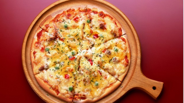 冷冻披萨跨境运输：智能温控箱在物流运输与清关检疫中的应用