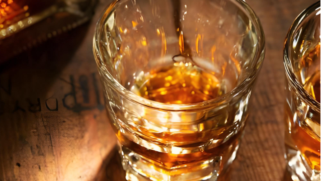 进口朗姆酒恒温仓储：外贸代理企业如何通过数字口岸提升清关合规性？