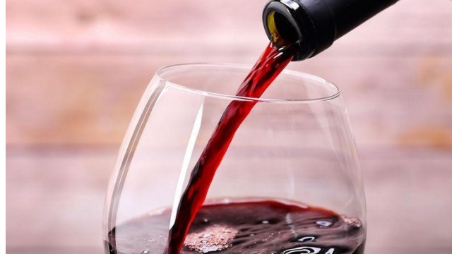 保税仓贴标！冷冻红酒报关不踩雷