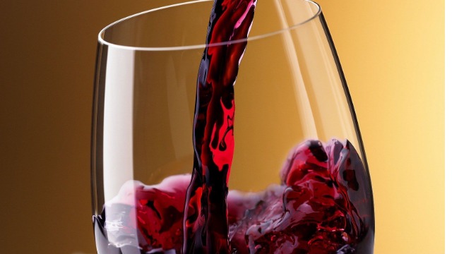 保税仓贴标！红酒报关不踩坑